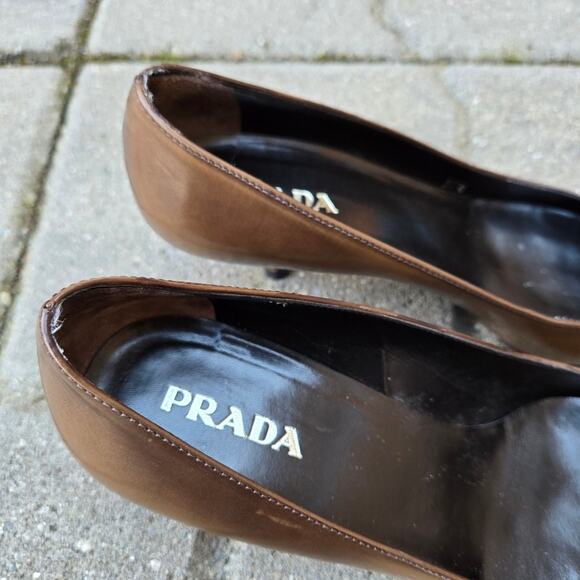 Prada pointed toe heels EU Womens Sz 37.5, ~ US 7.5 In Brown Italy Made - Picture 11 of 16
